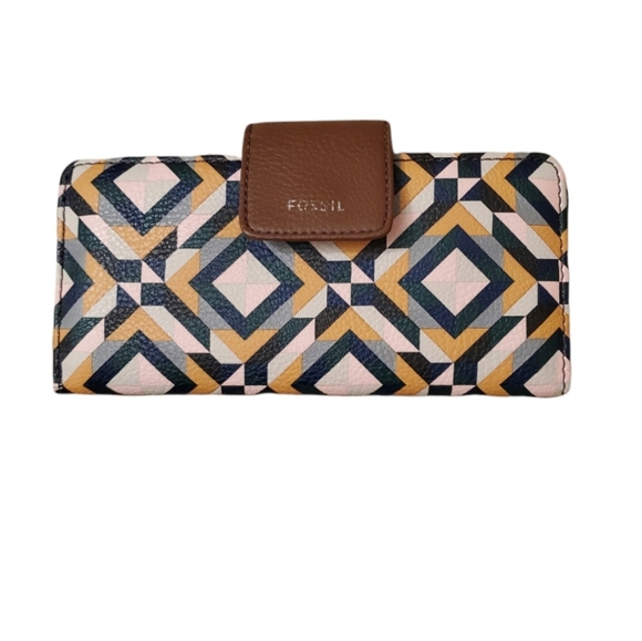 Fossil Bags Fossil Logan Geometric All Around Zip Clutch Bifold